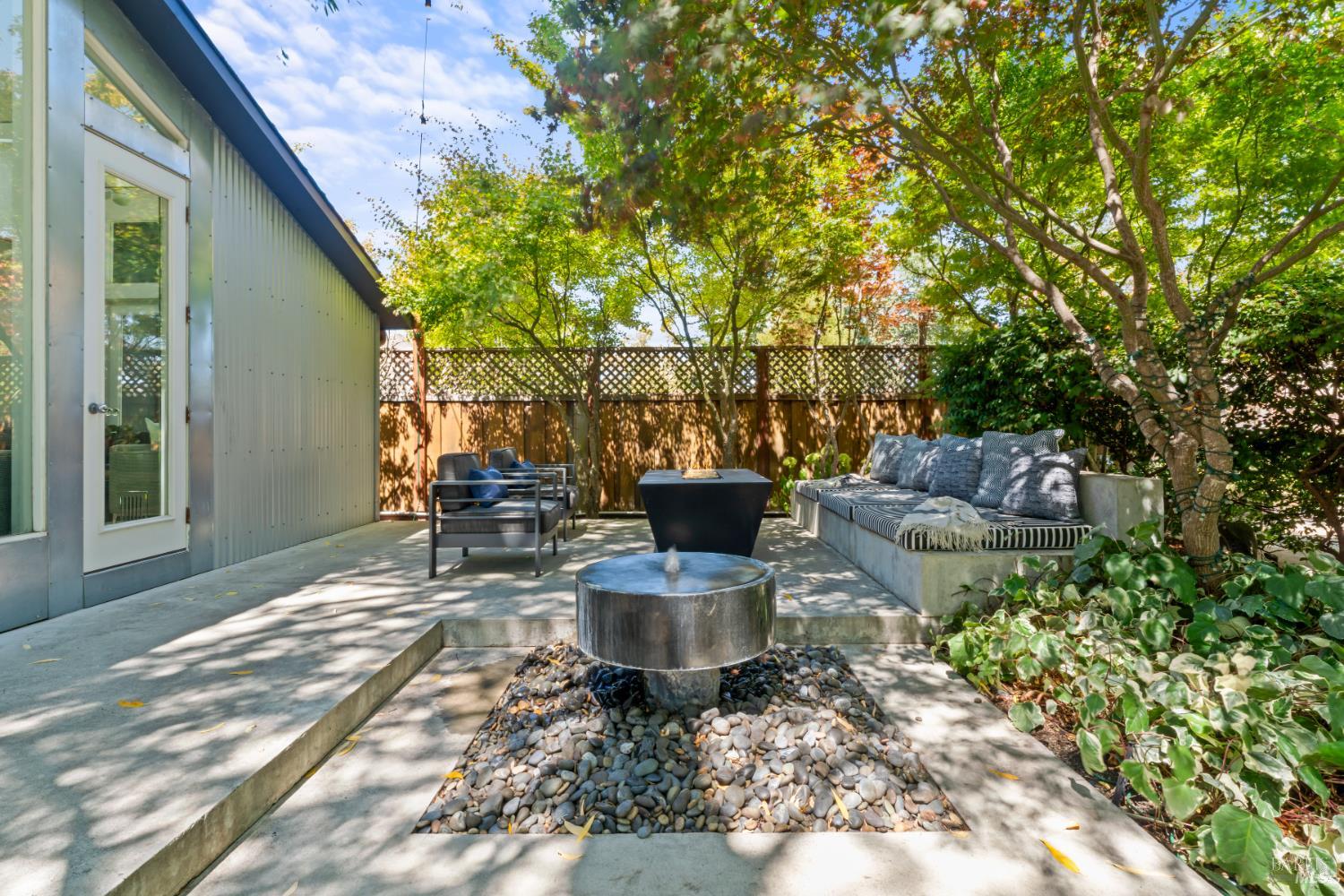Detail Gallery Image 40 of 77 For 108 Randolph St, Napa,  CA 94559 - 3 Beds | 3 Baths