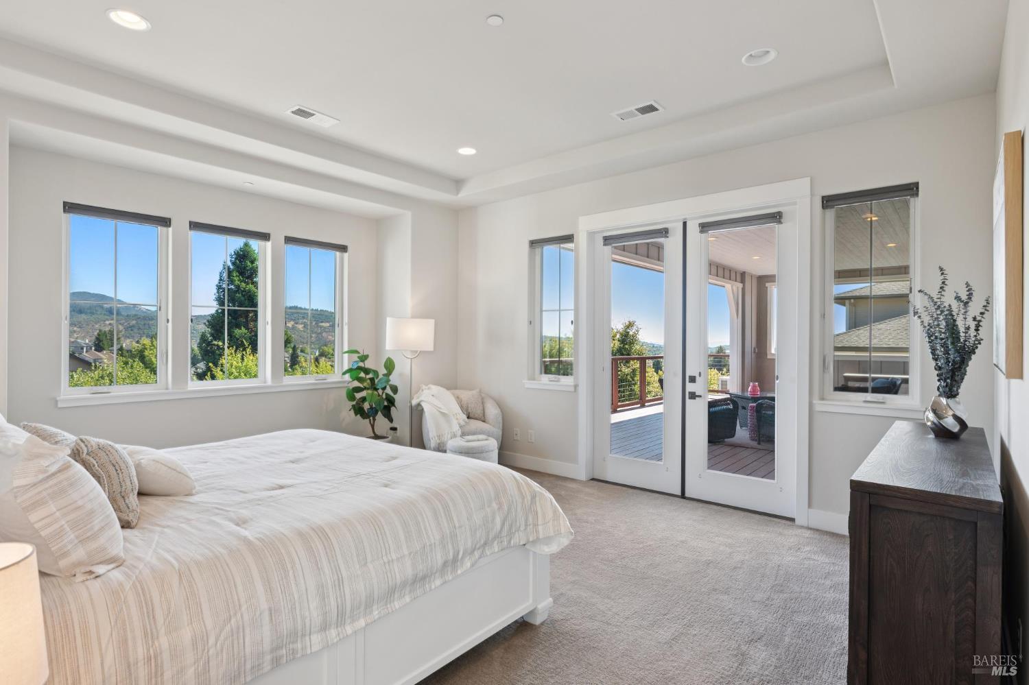 Detail Gallery Image 33 of 63 For 5980 Vista Rdgs, Santa Rosa,  CA 95409 - 5 Beds | 5 Baths