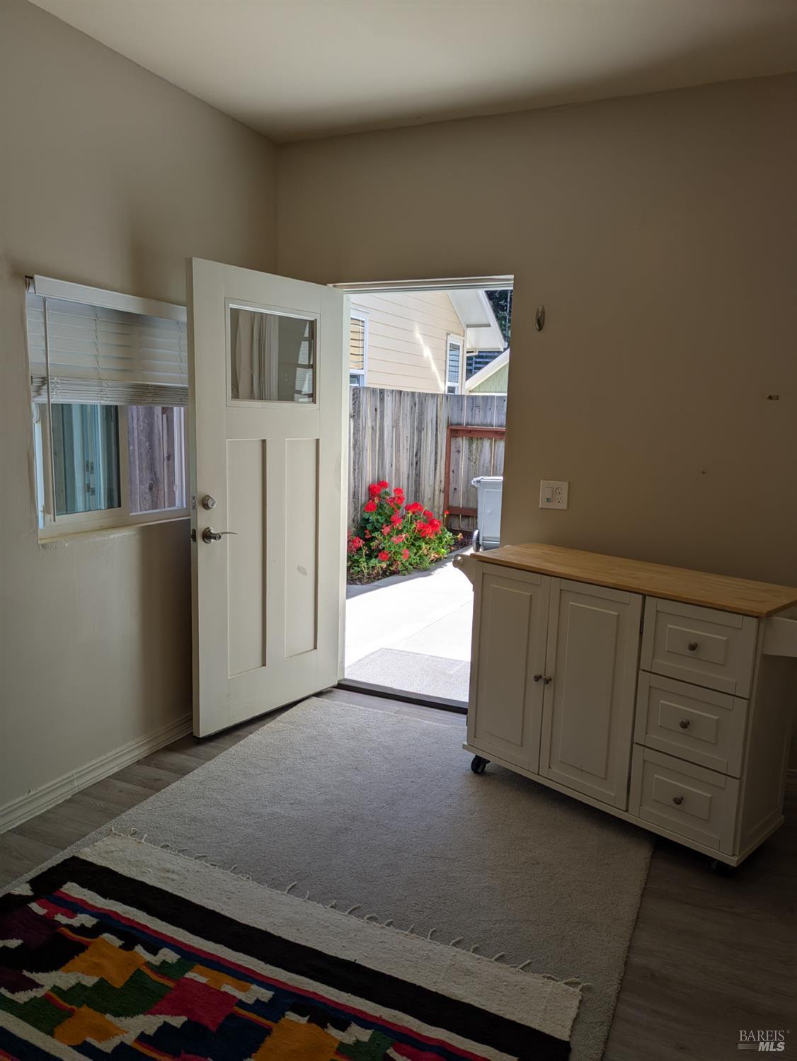 Detail Gallery Image 15 of 18 For 14619 Jomark Ln, Occidental,  CA 95465 - 2 Beds | 2/1 Baths