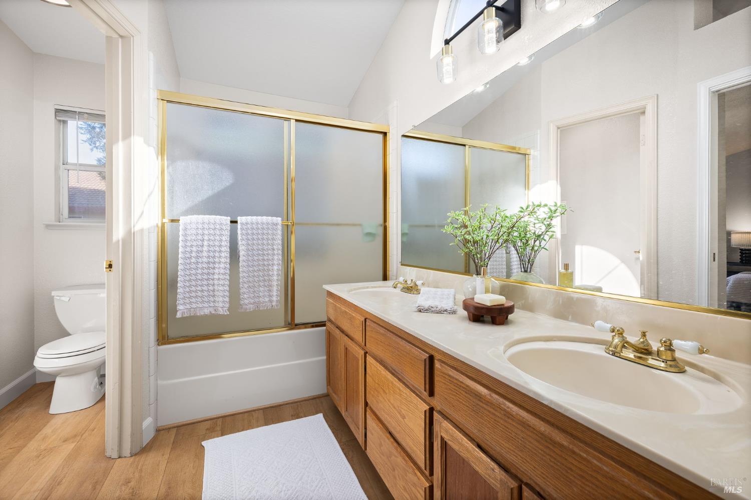 Detail Gallery Image 19 of 33 For 2579 Harvest Ln, Napa,  CA 94558 - 4 Beds | 3 Baths