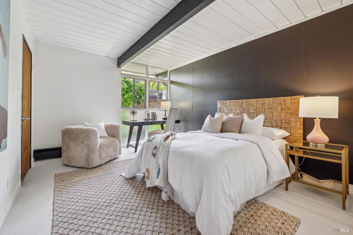 Detail Gallery Image 32 of 44 For 659 Las Colindas Rd, San Rafael,  CA 94903 - 4 Beds | 2 Baths