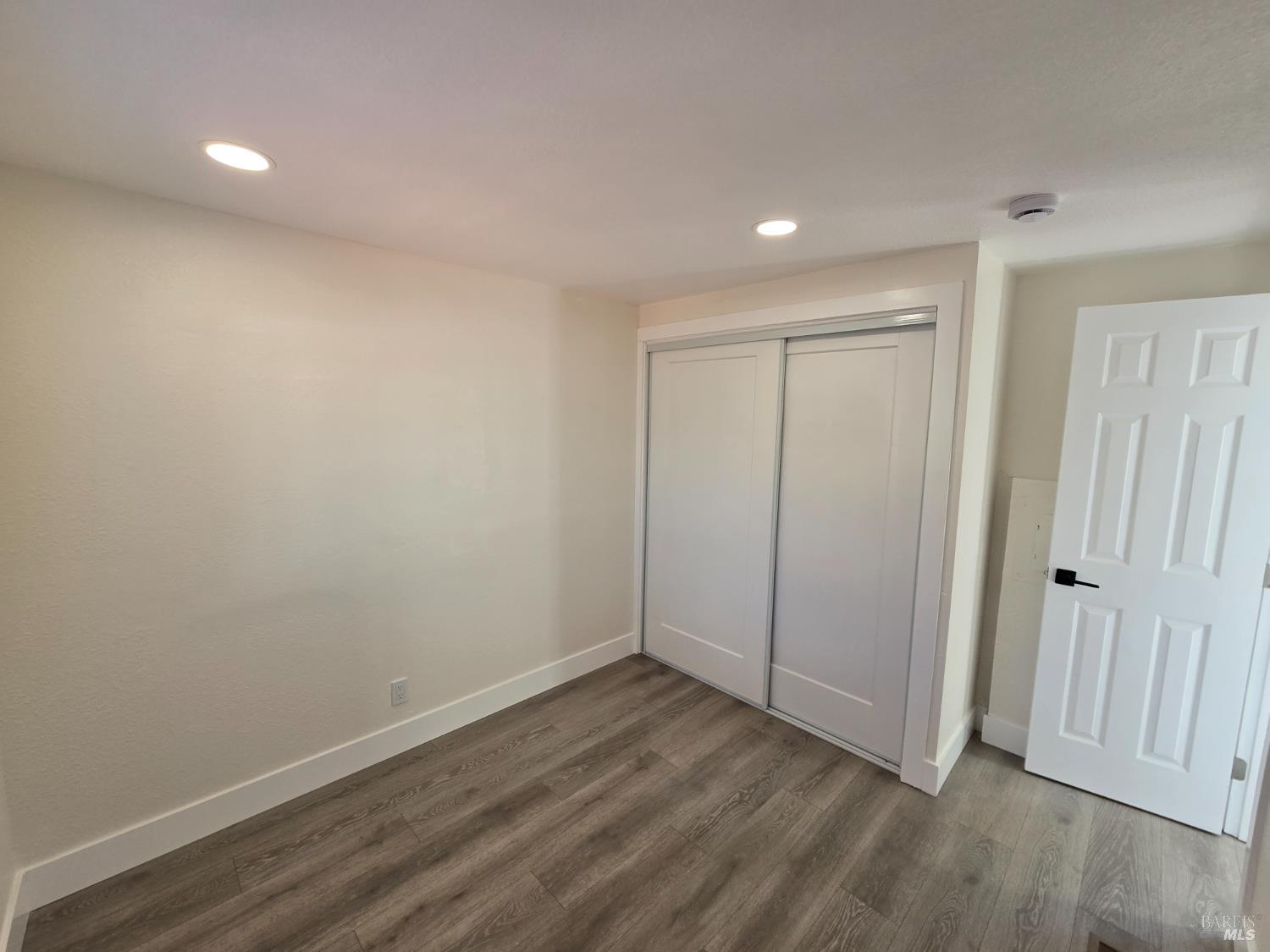 Detail Gallery Image 4 of 14 For 120 Bryce Canyon Rd, San Rafael,  CA 94903 - 3 Beds | 2 Baths