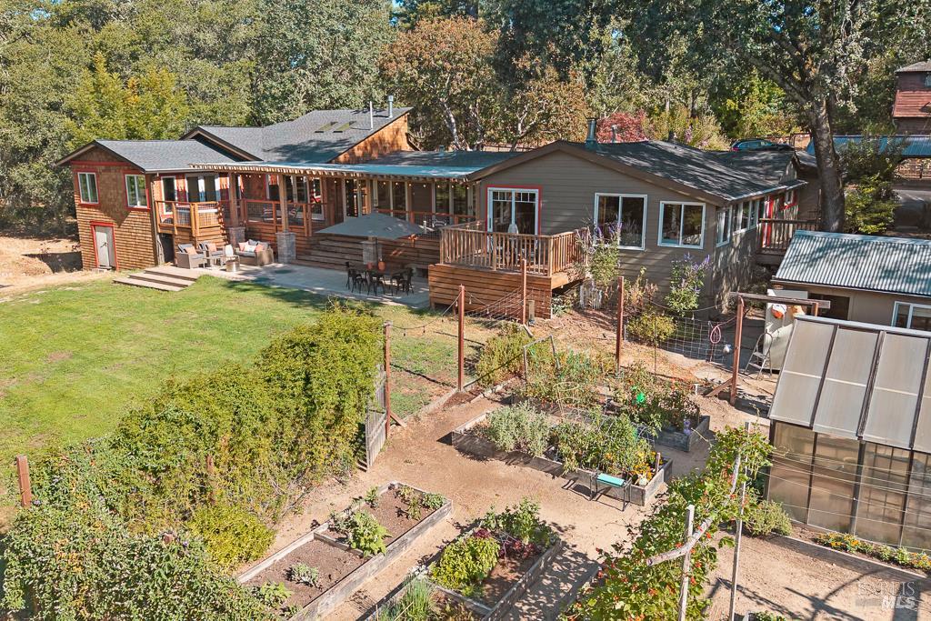 Detail Gallery Image 68 of 83 For 5961 Anderson Rd, Forestville,  CA 95436 - 3 Beds | 3 Baths