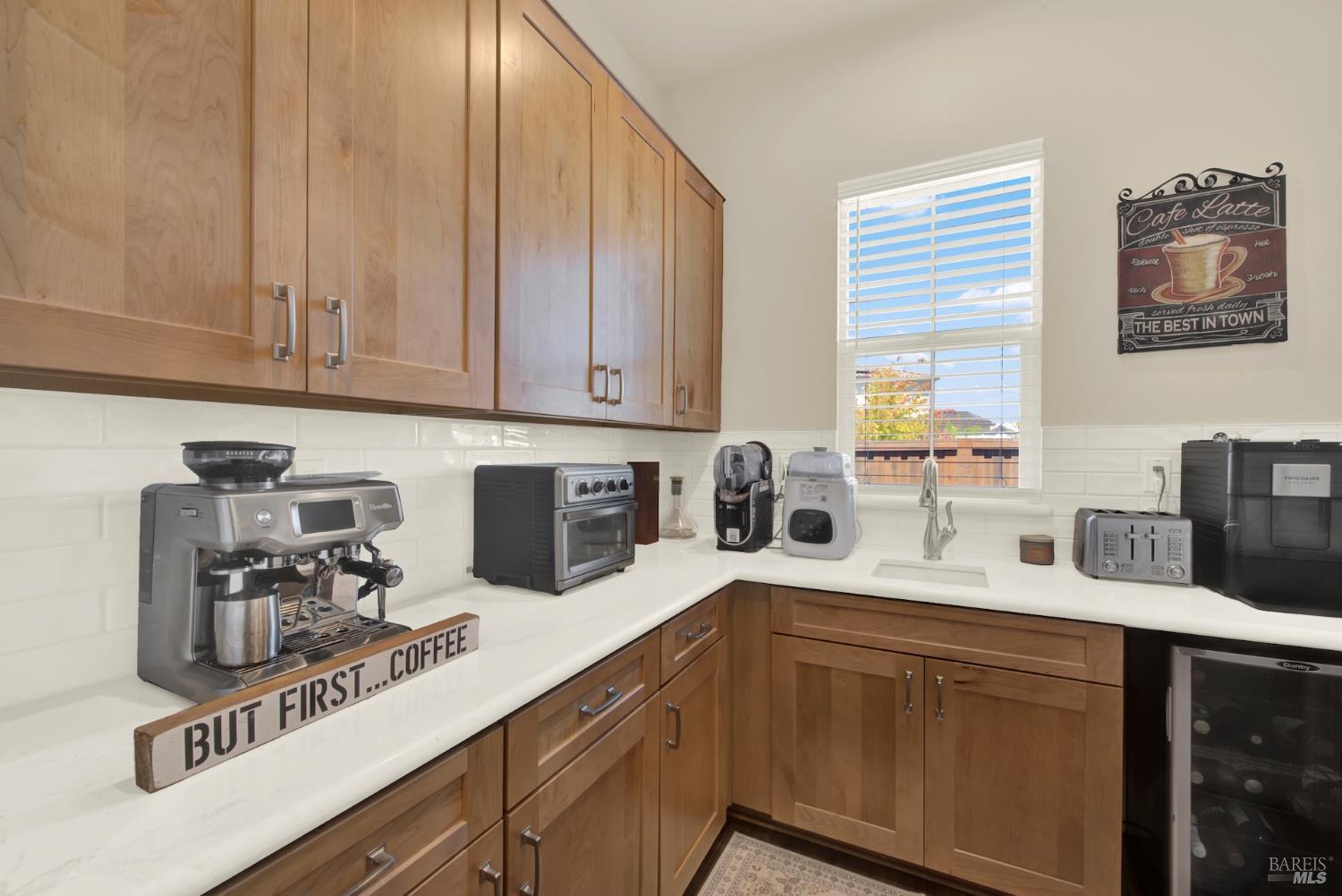 Detail Gallery Image 34 of 82 For 765 Fig Tree Ln, Dixon,  CA 95620 - 4 Beds | 3 Baths