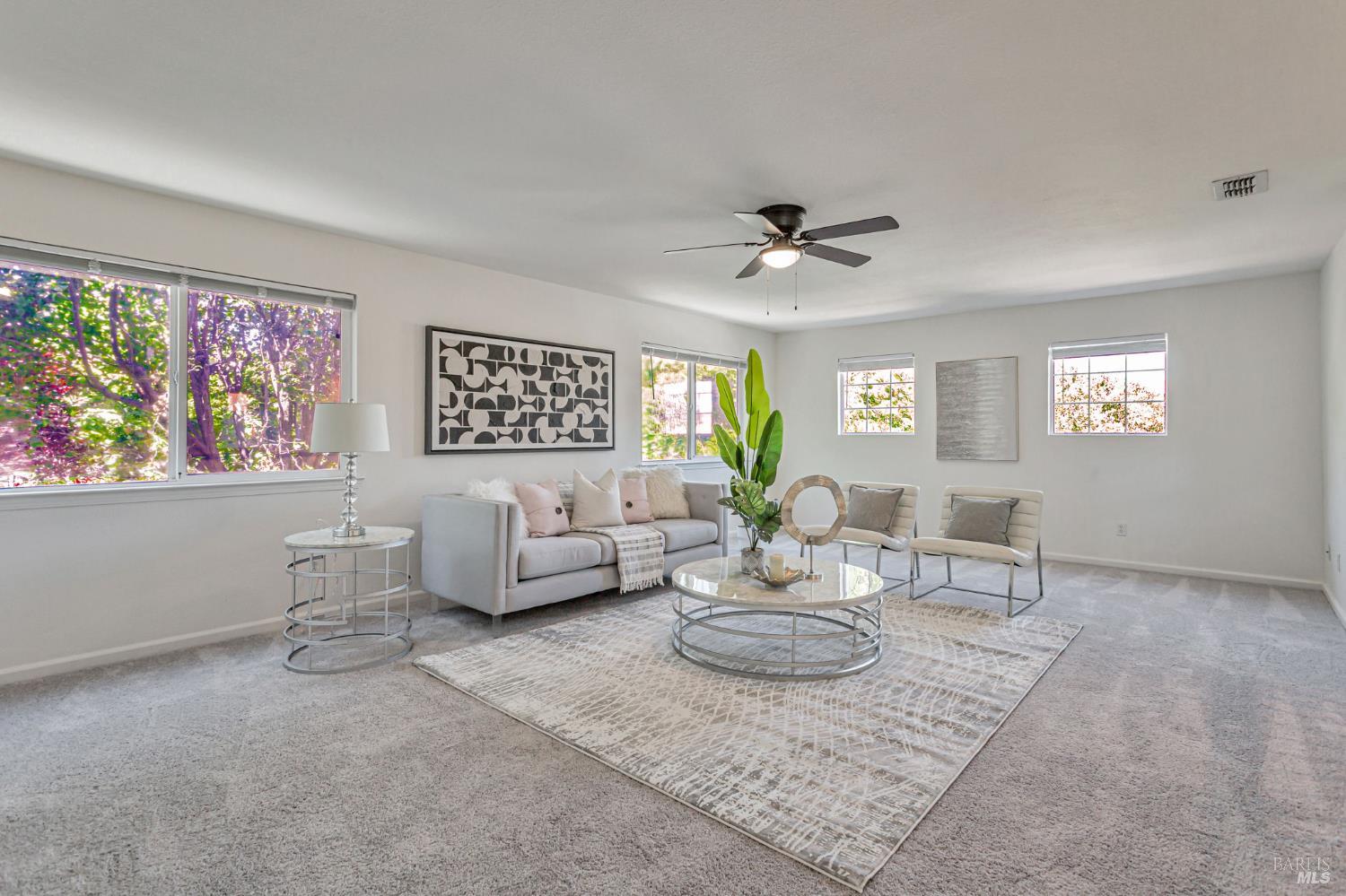 Detail Gallery Image 24 of 54 For 1048 Stillspring Dr, Vacaville,  CA 95687 - 5 Beds | 3 Baths