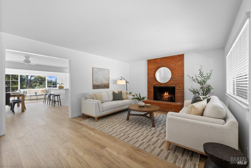 Detail Gallery Image 12 of 56 For 78 Windsor Ave, San Rafael,  CA 94901 - 4 Beds | 3 Baths