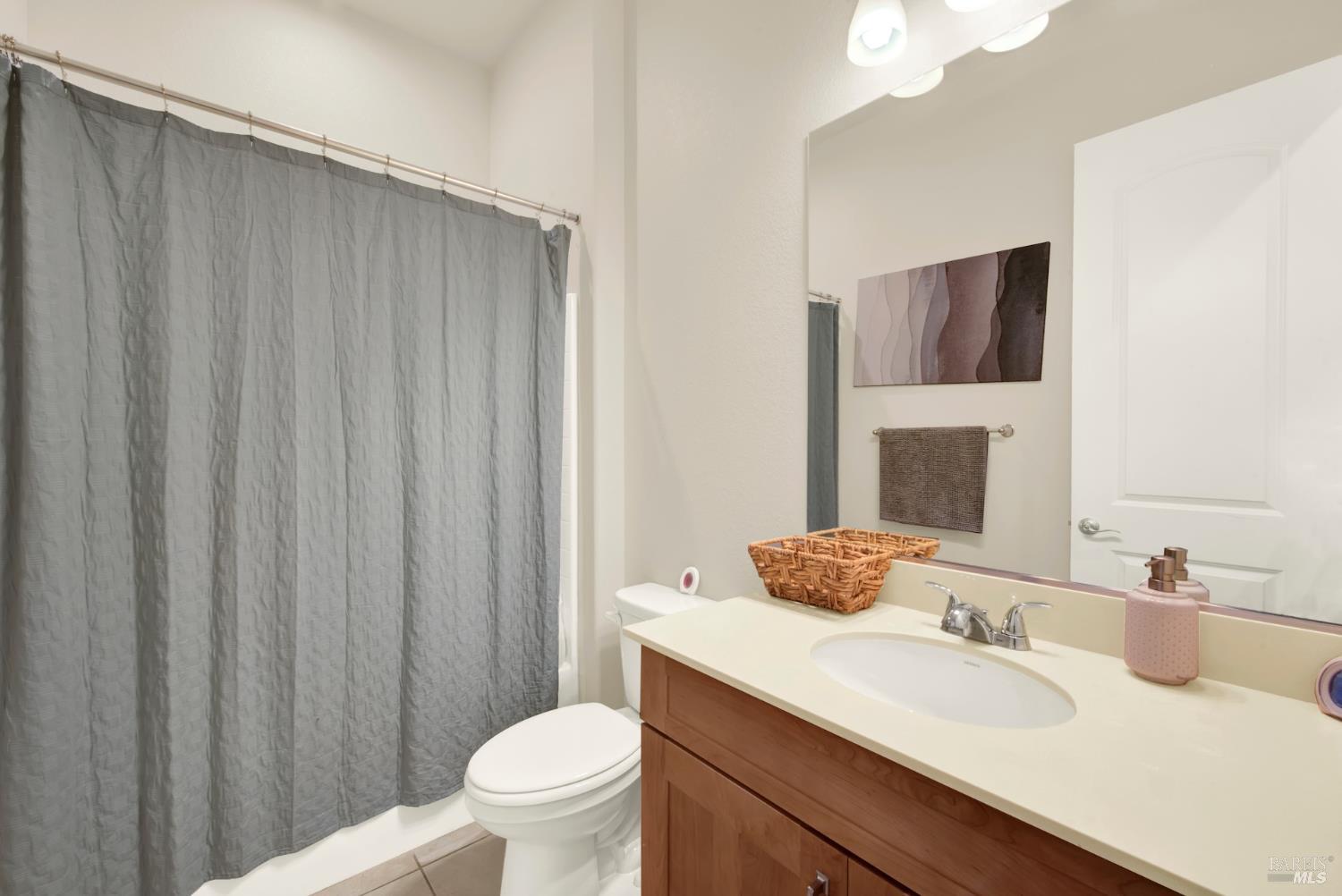 Detail Gallery Image 60 of 82 For 765 Fig Tree Ln, Dixon,  CA 95620 - 4 Beds | 3 Baths