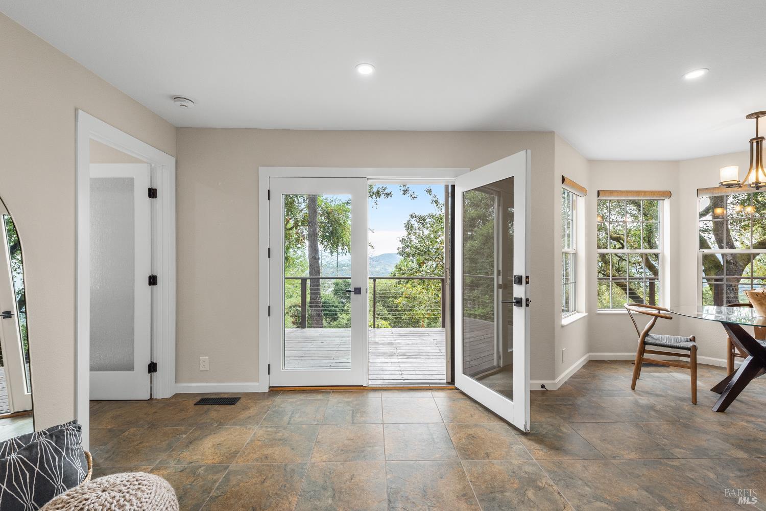 Detail Gallery Image 29 of 65 For 1846 Happy Valley Rd, Santa Rosa,  CA 95409 - 4 Beds | 3 Baths
