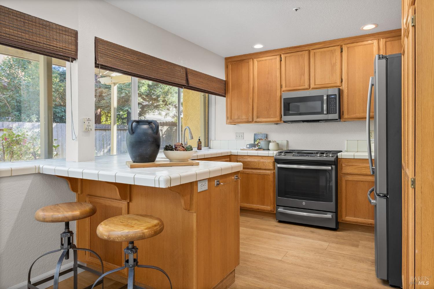 Detail Gallery Image 12 of 33 For 2579 Harvest Ln, Napa,  CA 94558 - 4 Beds | 3 Baths