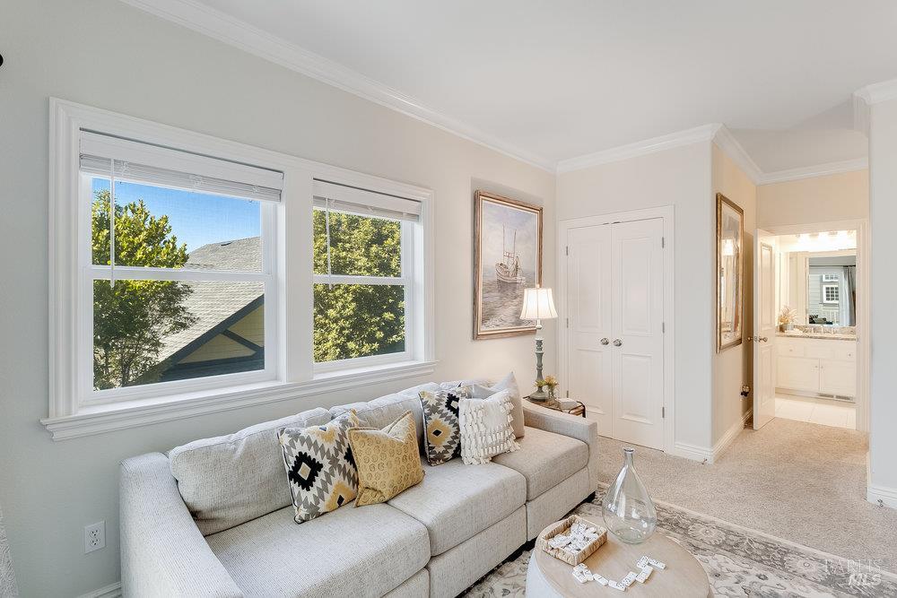 Detail Gallery Image 19 of 99 For 144 W N St, Benicia,  CA 94510 - 6 Beds | 4 Baths