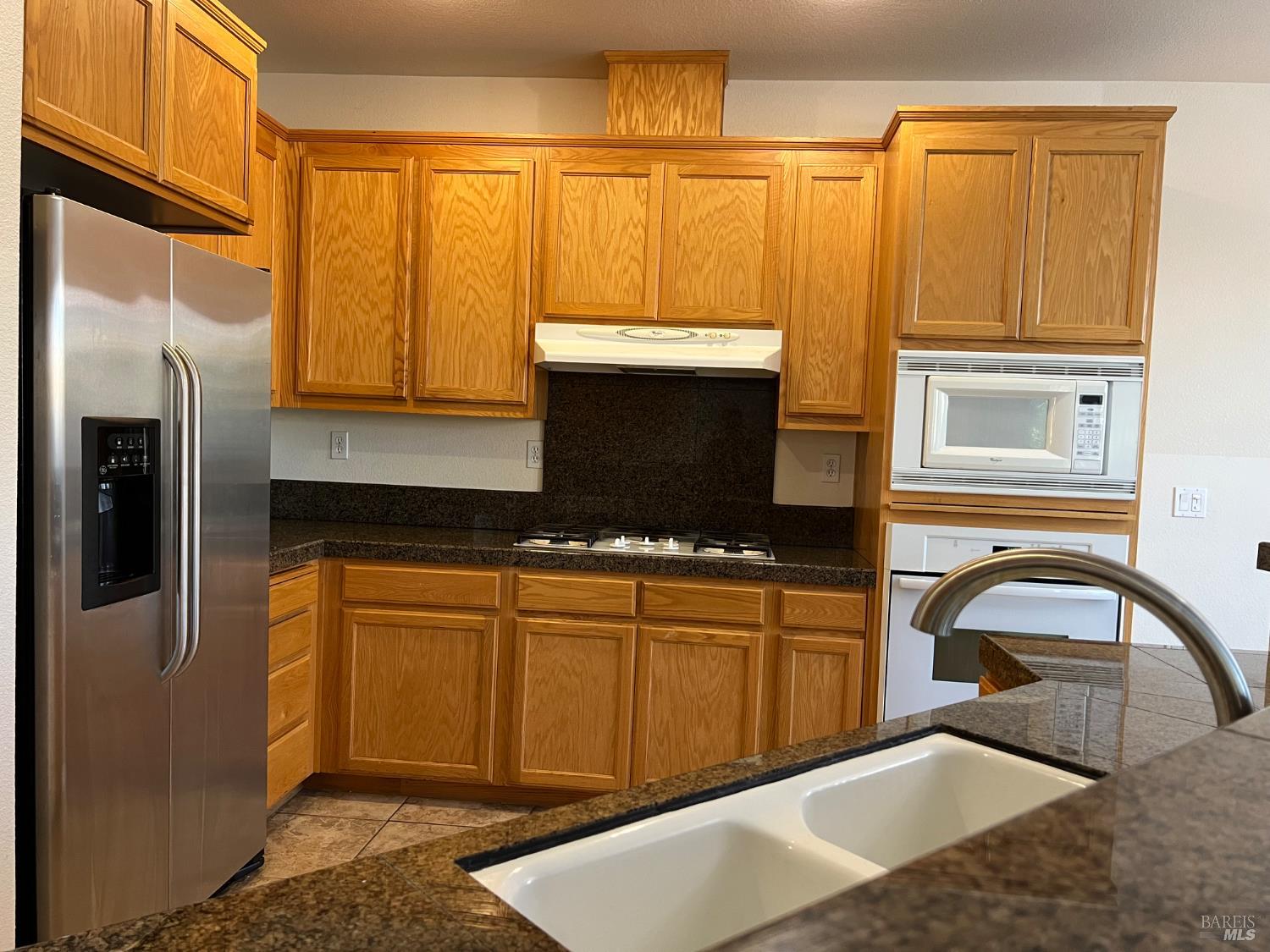 Detail Gallery Image 7 of 16 For 5133 Fowler Ln, Fairfield,  CA 94533 - 3 Beds | 2/1 Baths
