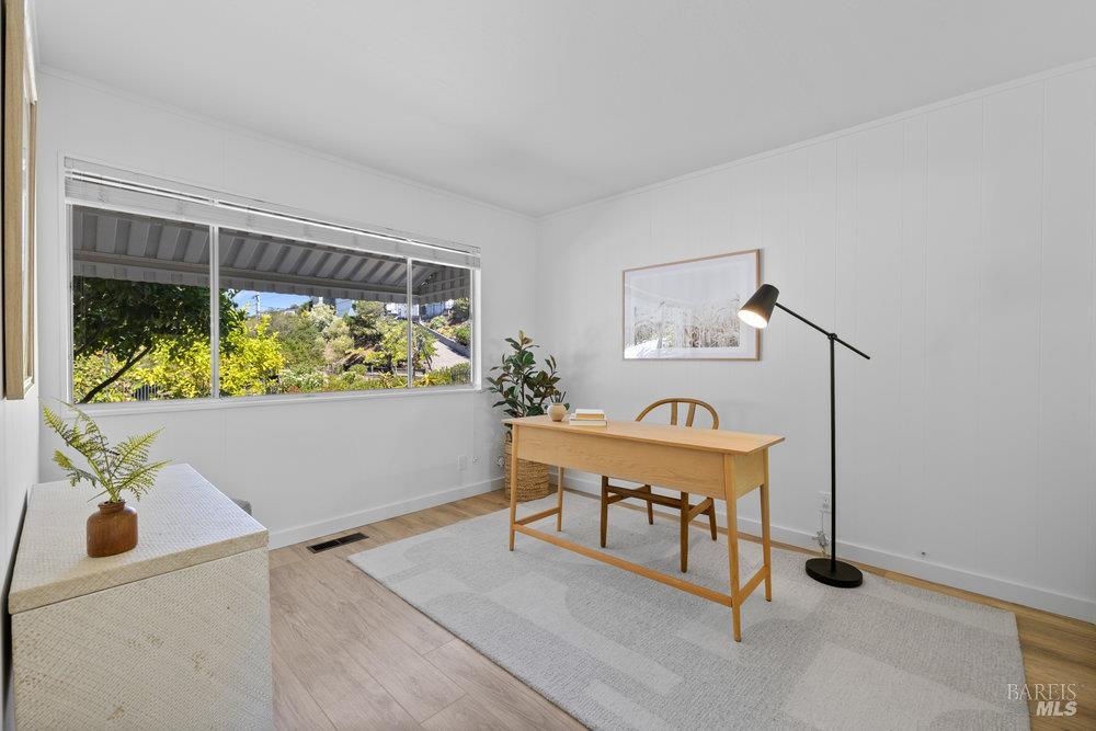 Detail Gallery Image 23 of 56 For 78 Windsor Ave, San Rafael,  CA 94901 - 4 Beds | 3 Baths