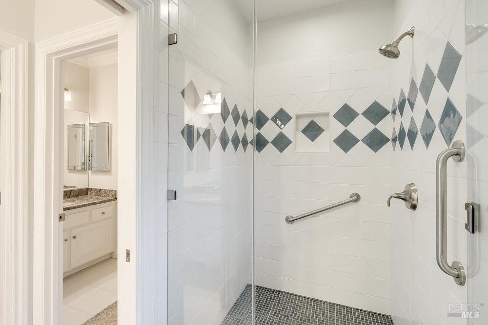 Detail Gallery Image 22 of 99 For 144 W N St, Benicia,  CA 94510 - 6 Beds | 4 Baths