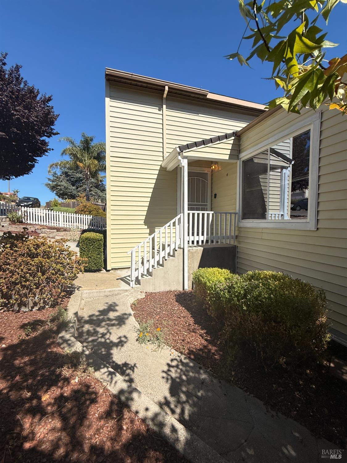Detail Gallery Image 9 of 40 For 28 D St, Vallejo,  CA 94590 - 2 Beds | 1 Baths