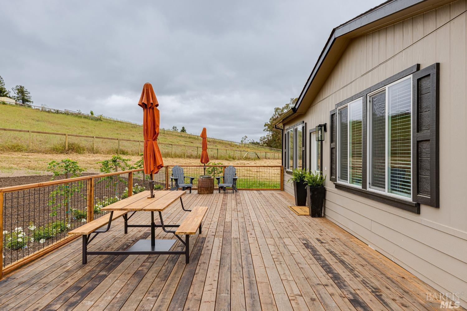 Detail Gallery Image 10 of 33 For 391 King Rd, Petaluma,  CA 94952 - 3 Beds | 2 Baths