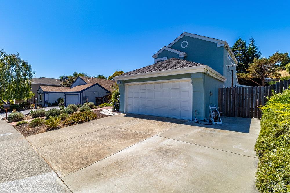 Detail Gallery Image 3 of 59 For 509 Solano Dr, Benicia,  CA 94510 - 3 Beds | 2 Baths