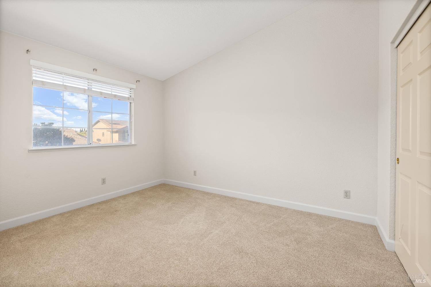 Detail Gallery Image 20 of 33 For 2579 Harvest Ln, Napa,  CA 94558 - 4 Beds | 3 Baths