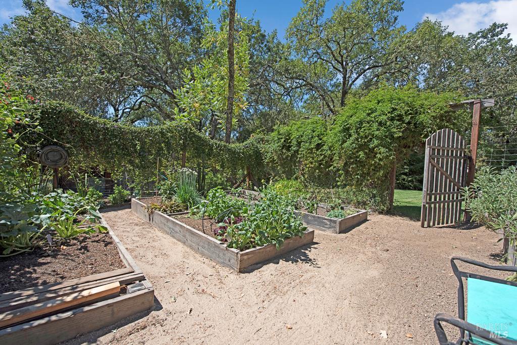Detail Gallery Image 66 of 83 For 5961 Anderson Rd, Forestville,  CA 95436 - 3 Beds | 3 Baths