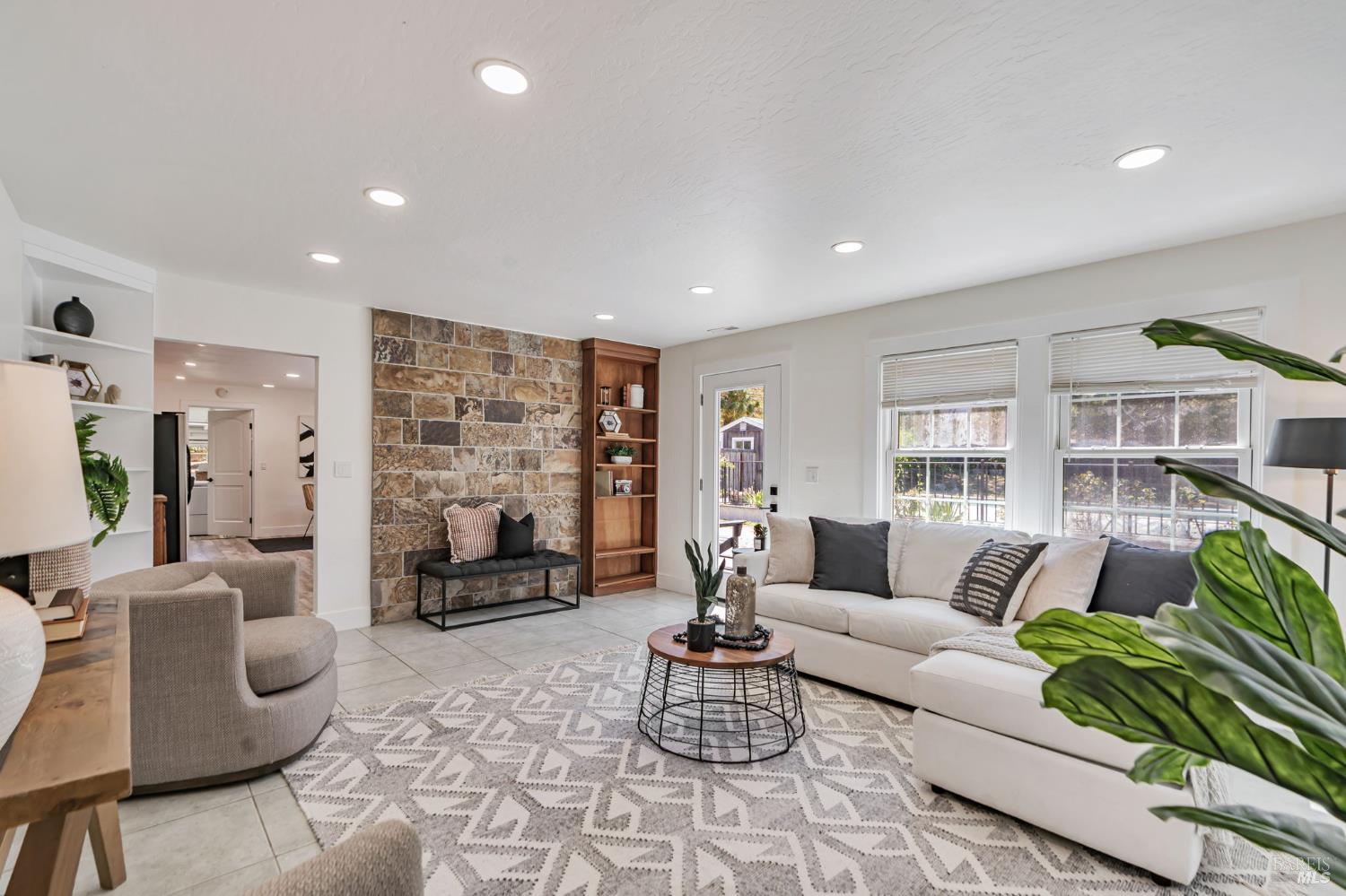 Detail Gallery Image 3 of 35 For 9603 Graton Rd, Graton,  CA 95444 - 2 Beds | 2 Baths