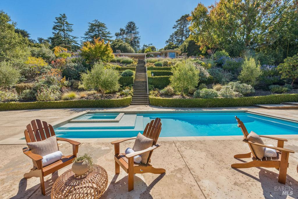 Detail Gallery Image 41 of 48 For 90 Taylor Rd, Tiburon,  CA 94920 - 5 Beds | 5/1 Baths