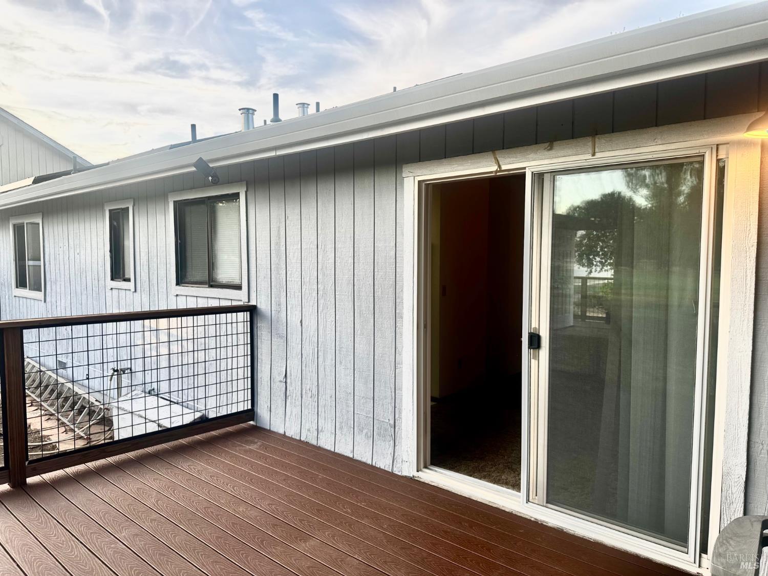 Detail Gallery Image 5 of 32 For 18175 Deer Hollow Rd, Hidden Valley Lake,  CA 95467 - 2 Beds | 2 Baths