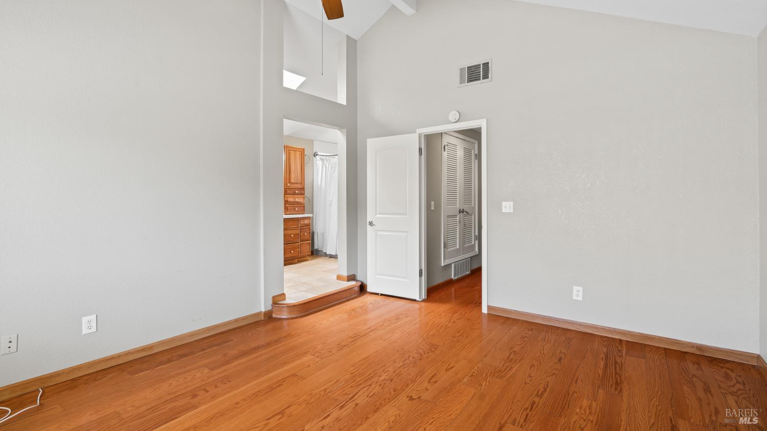 Detail Gallery Image 34 of 47 For 2474 Bay Hill Cir, Fairfield,  CA 94534 - 4 Beds | 2/1 Baths