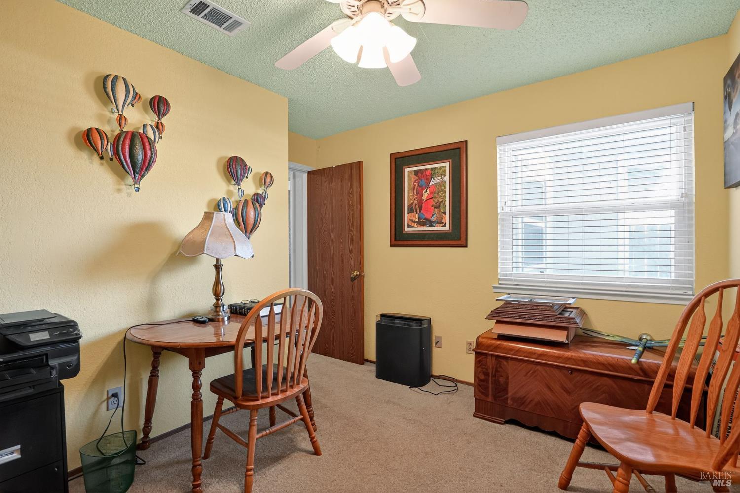 Detail Gallery Image 6 of 28 For 1870 San Pedro Ct, Fairfield,  CA 94533 - 3 Beds | 2 Baths