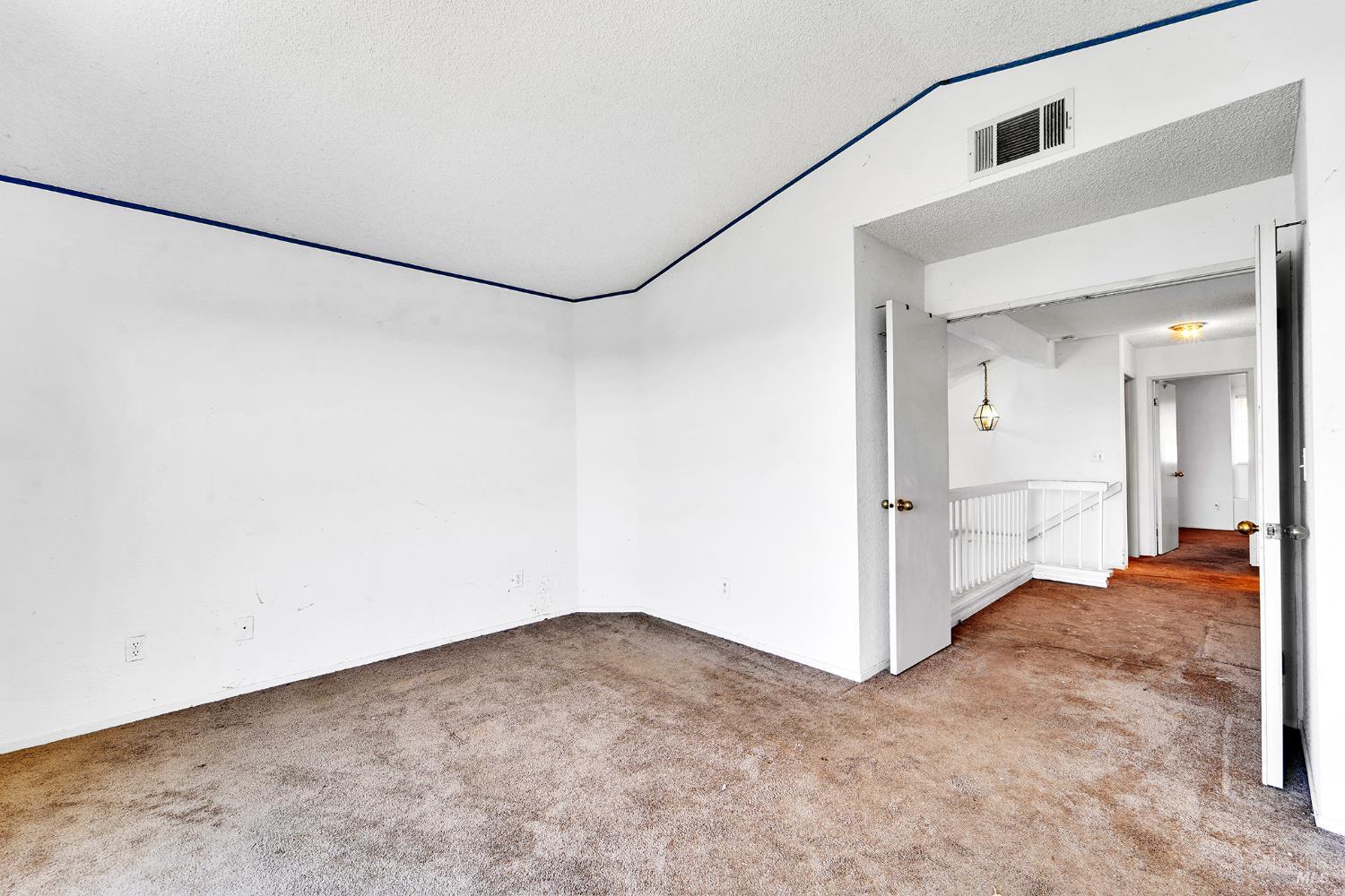 Detail Gallery Image 28 of 46 For 453 Knight Cir, Vallejo,  CA 94591 - 3 Beds | 2/1 Baths