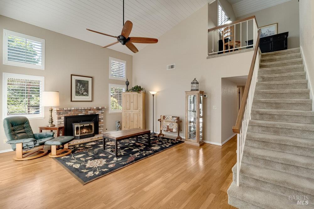 Detail Gallery Image 10 of 59 For 509 Solano Dr, Benicia,  CA 94510 - 3 Beds | 2 Baths