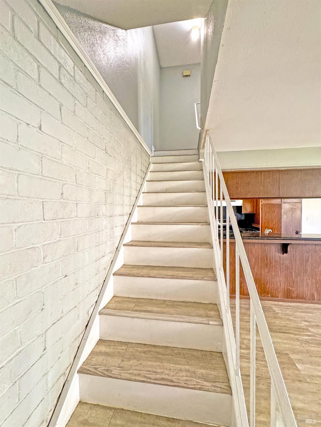Detail Gallery Image 18 of 28 For 163 Bahia Cir, San Rafael,  CA 94901 - 2 Beds | 1 Baths