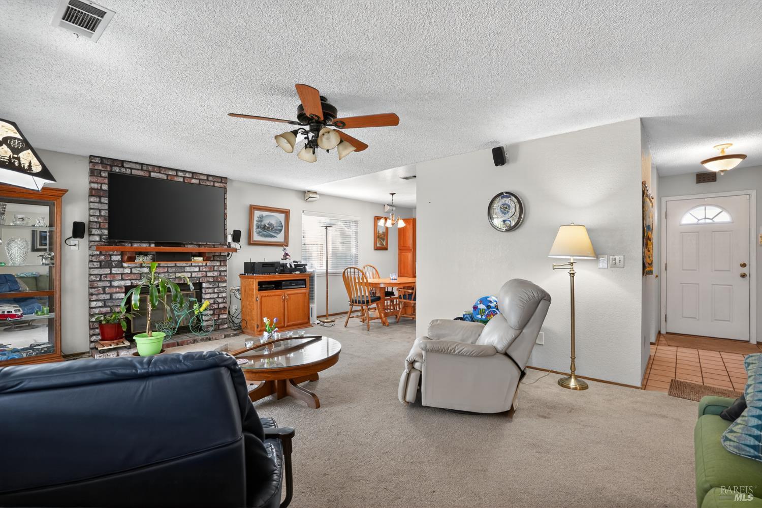 Detail Gallery Image 7 of 28 For 1870 San Pedro Ct, Fairfield,  CA 94533 - 3 Beds | 2 Baths