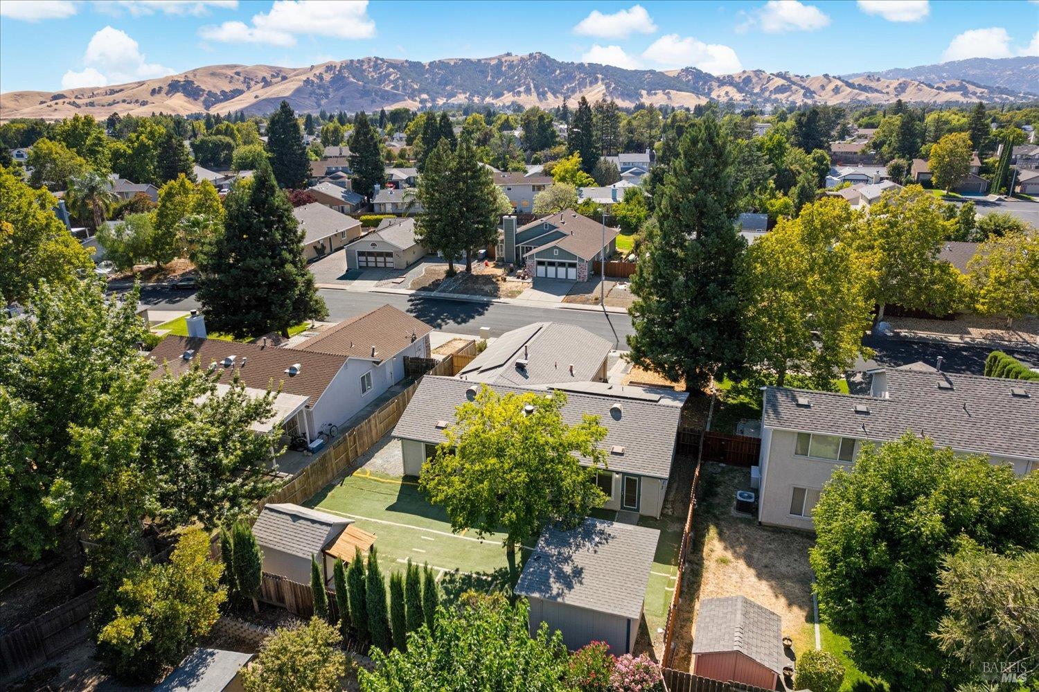 Detail Gallery Image 69 of 75 For 872 Flint Way, Vacaville,  CA 95687 - 3 Beds | 2 Baths