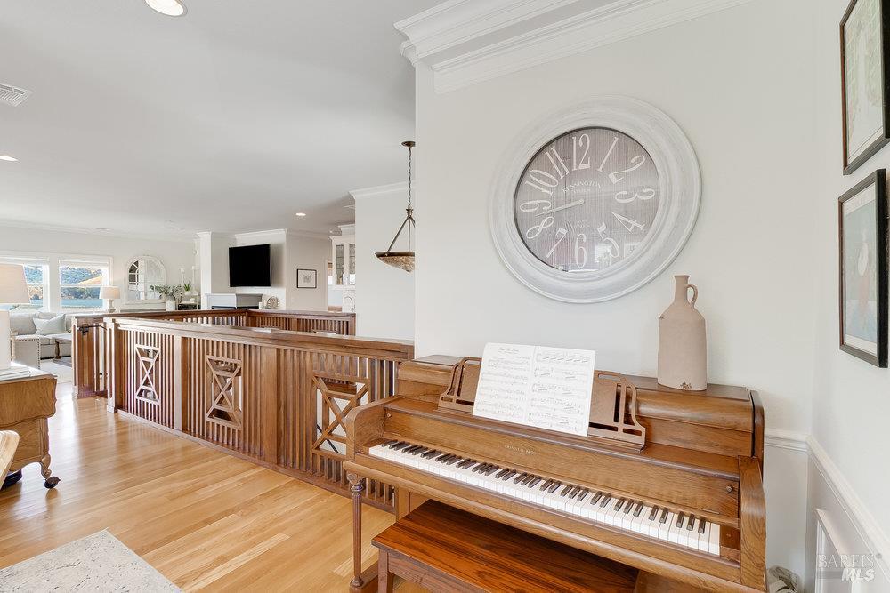 Detail Gallery Image 54 of 99 For 144 W N St, Benicia,  CA 94510 - 6 Beds | 4 Baths