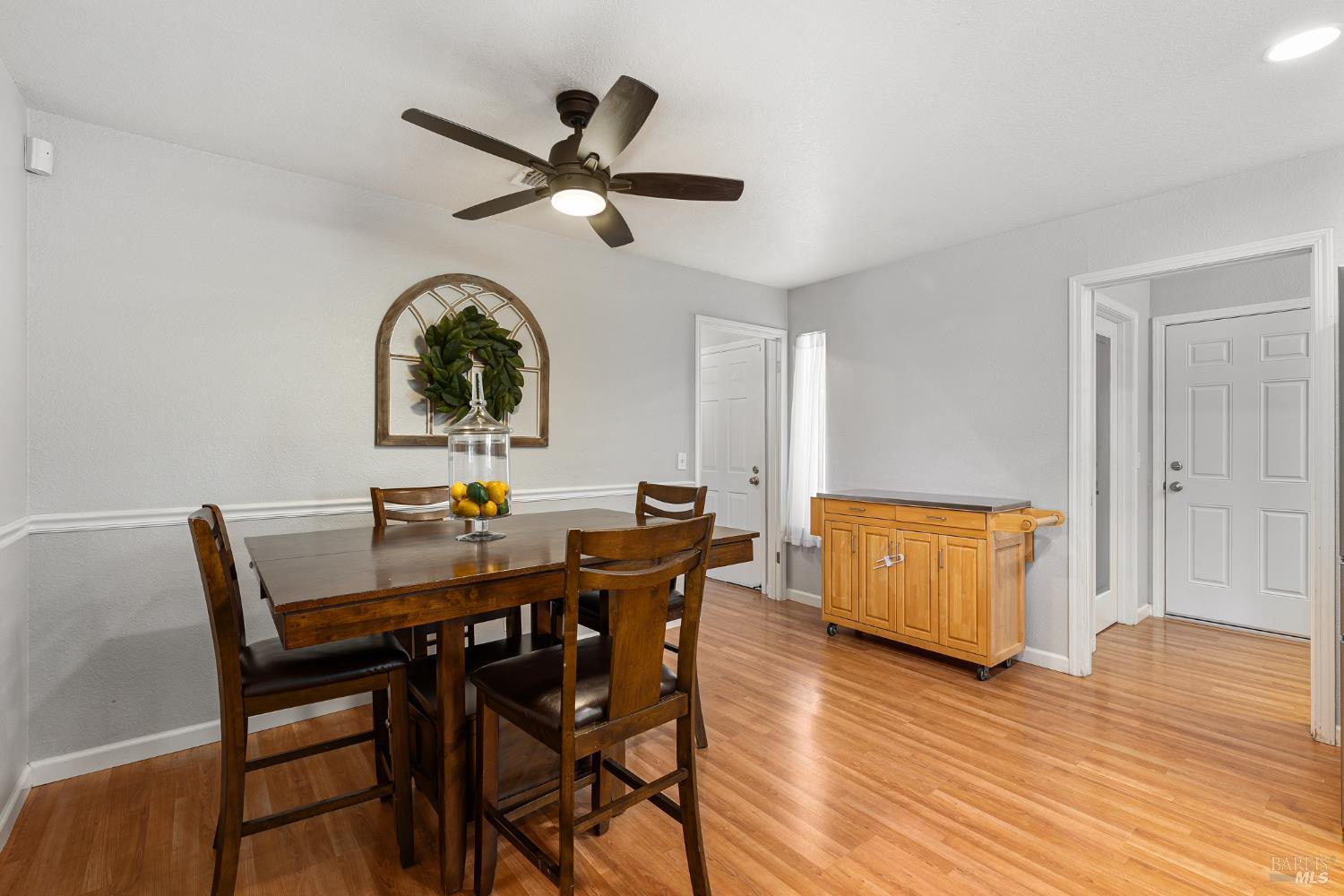 Detail Gallery Image 13 of 50 For 1504 El Morro Ln, Suisun City,  CA 94585 - 3 Beds | 2 Baths