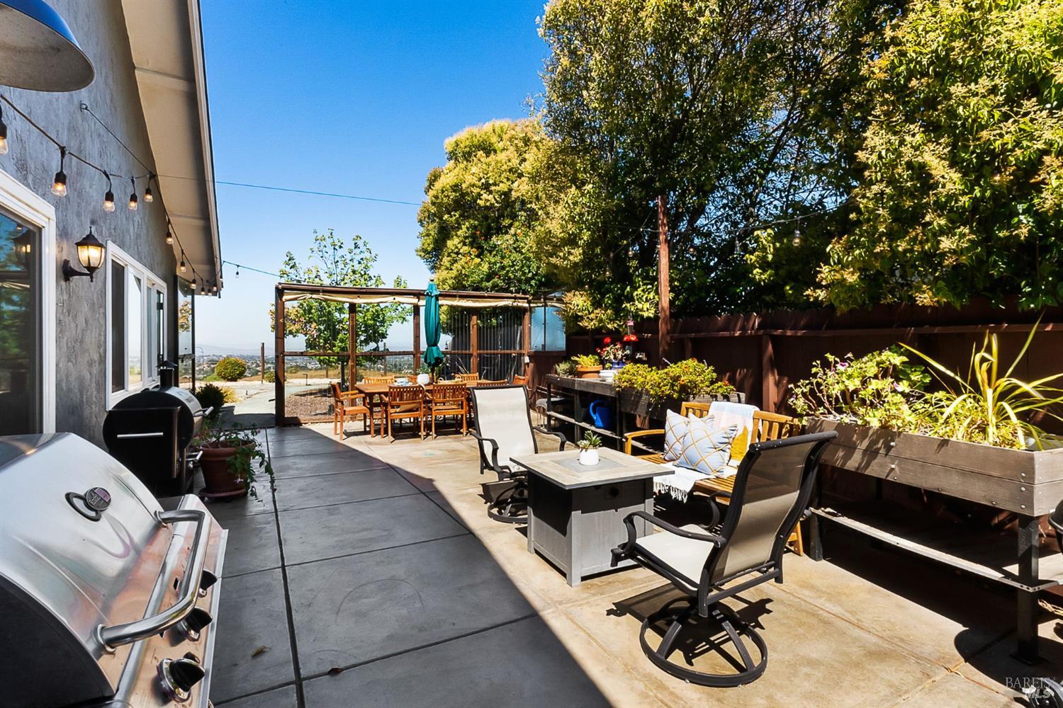Detail Gallery Image 36 of 48 For 837 Clifton Ct, Benicia,  CA 94510 - 3 Beds | 2 Baths