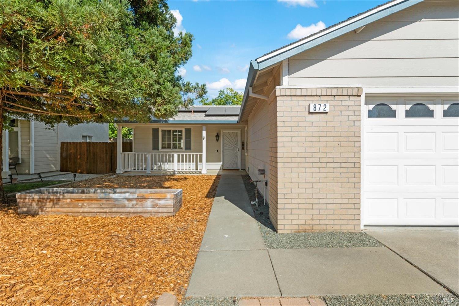 Detail Gallery Image 9 of 75 For 872 Flint Way, Vacaville,  CA 95687 - 3 Beds | 2 Baths