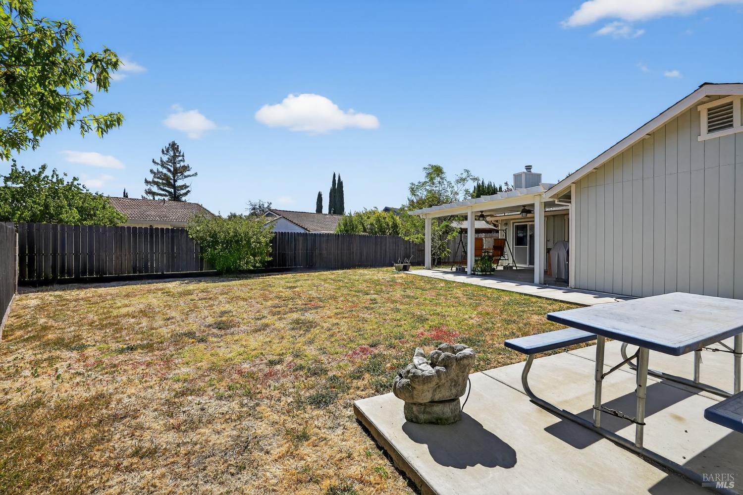 Detail Gallery Image 26 of 28 For 1870 San Pedro Ct, Fairfield,  CA 94533 - 3 Beds | 2 Baths