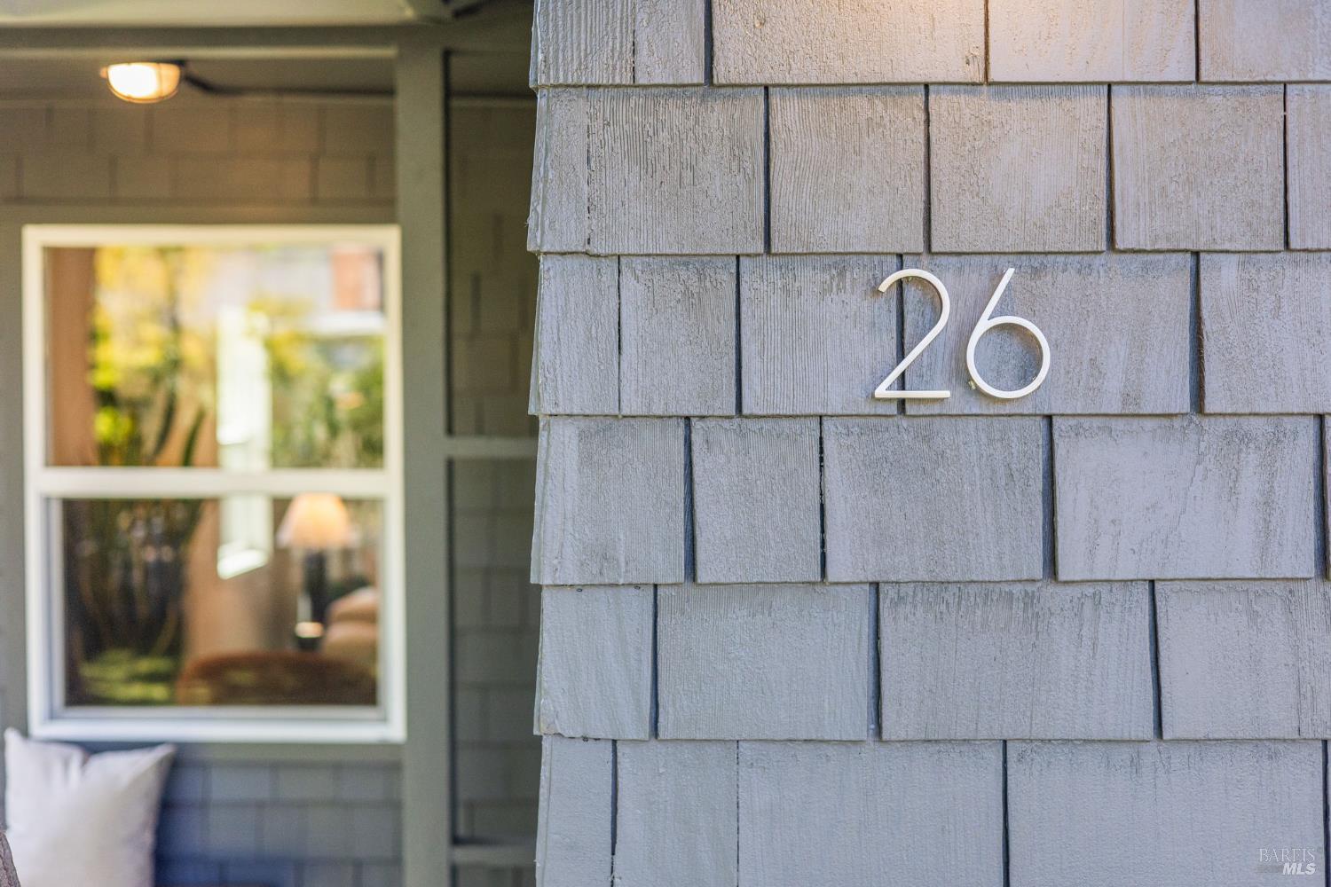 Detail Gallery Image 4 of 38 For 26 Plaza Dr, Mill Valley,  CA 94941 - 3 Beds | 2 Baths