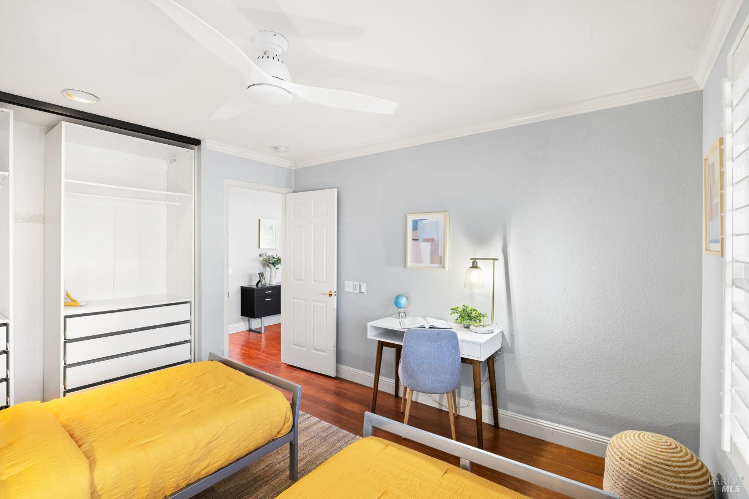 Detail Gallery Image 29 of 49 For 607 Centre Ct, Alameda,  CA 94502 - 2 Beds | 2/1 Baths