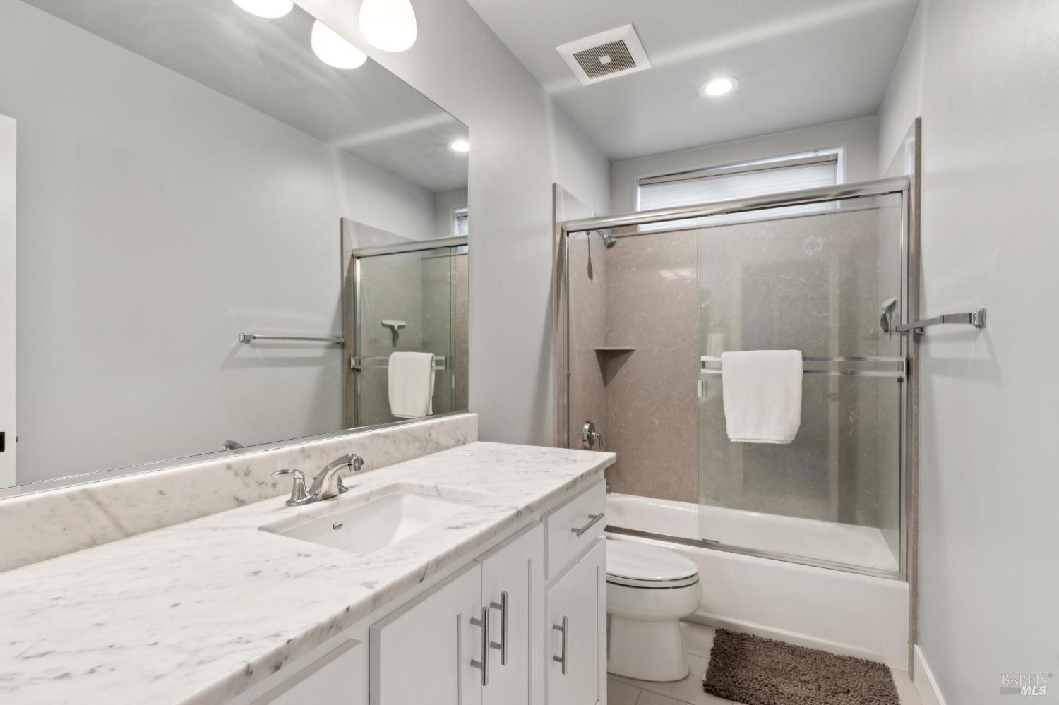Detail Gallery Image 45 of 63 For 5980 Vista Rdgs, Santa Rosa,  CA 95409 - 5 Beds | 5 Baths
