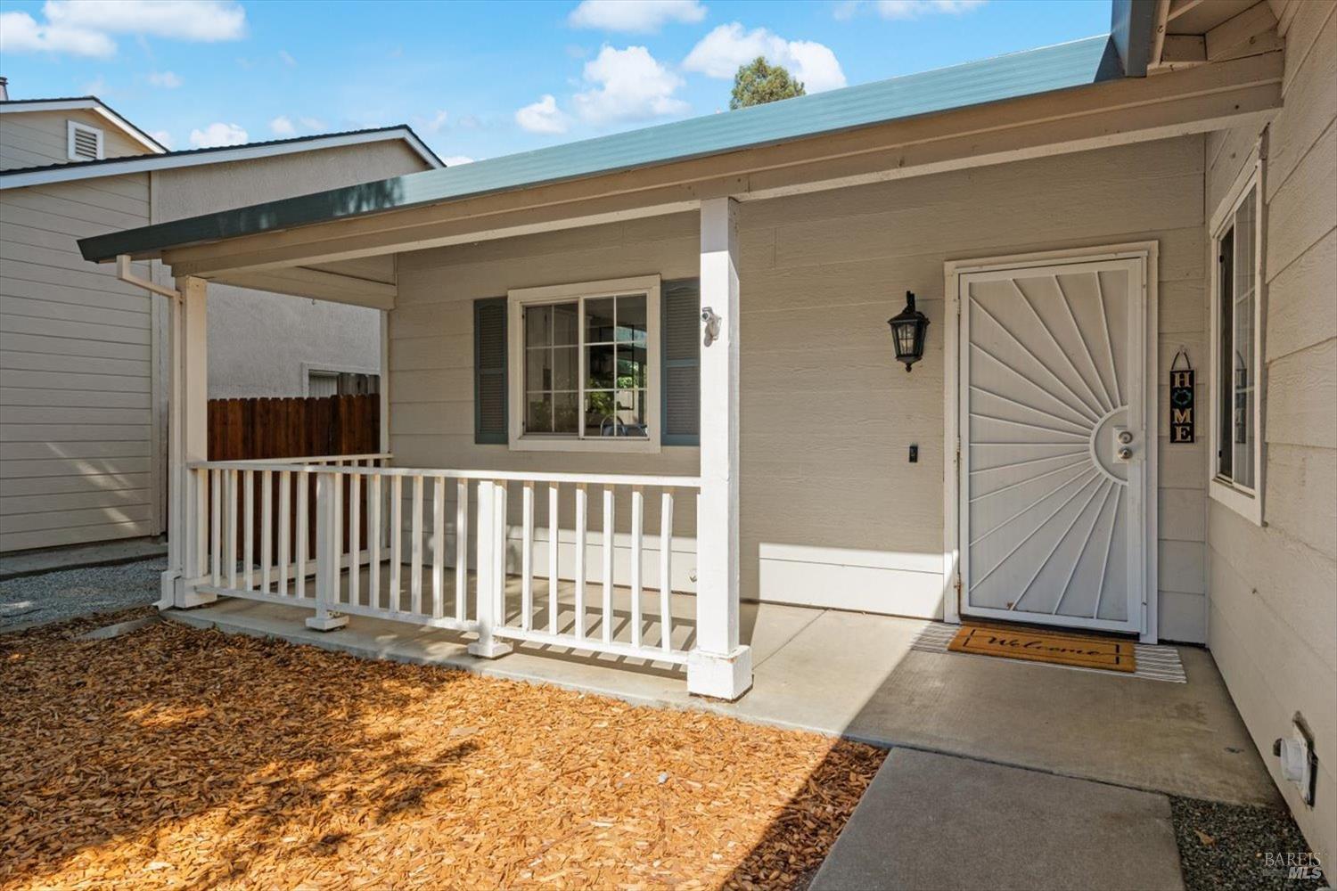 Detail Gallery Image 11 of 75 For 872 Flint Way, Vacaville,  CA 95687 - 3 Beds | 2 Baths