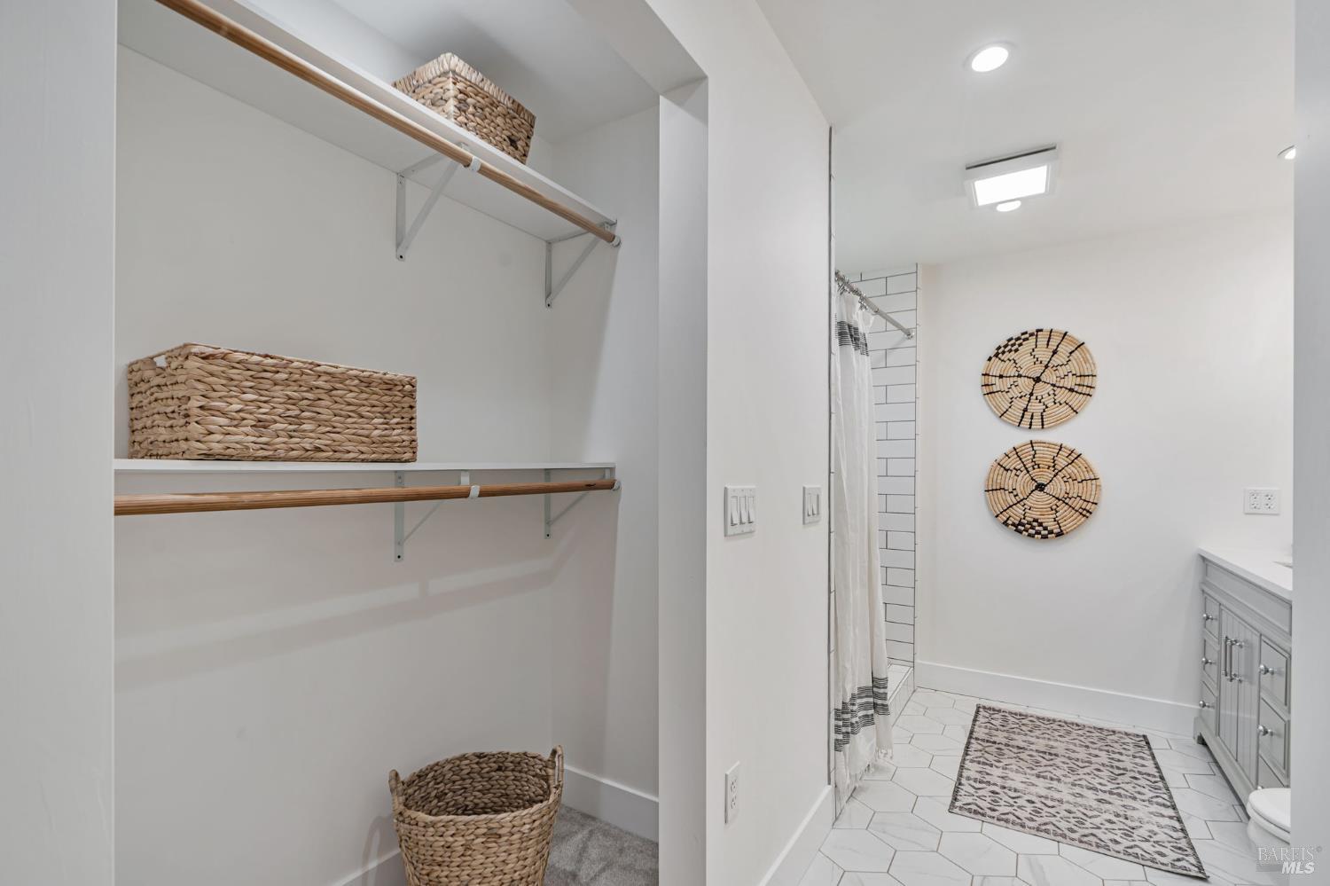 Detail Gallery Image 9 of 35 For 9603 Graton Rd, Graton,  CA 95444 - 2 Beds | 2 Baths