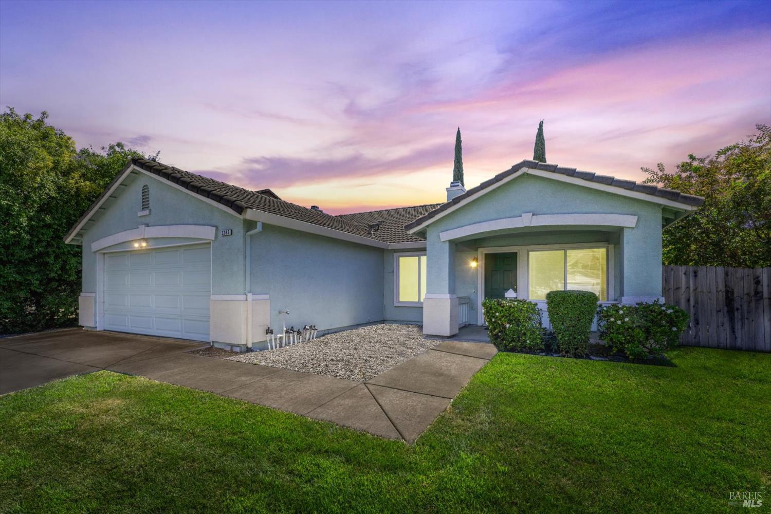 Detail Gallery Image 8 of 40 For 3283 Lagunita Cir, Fairfield,  CA 94533 - 4 Beds | 2 Baths