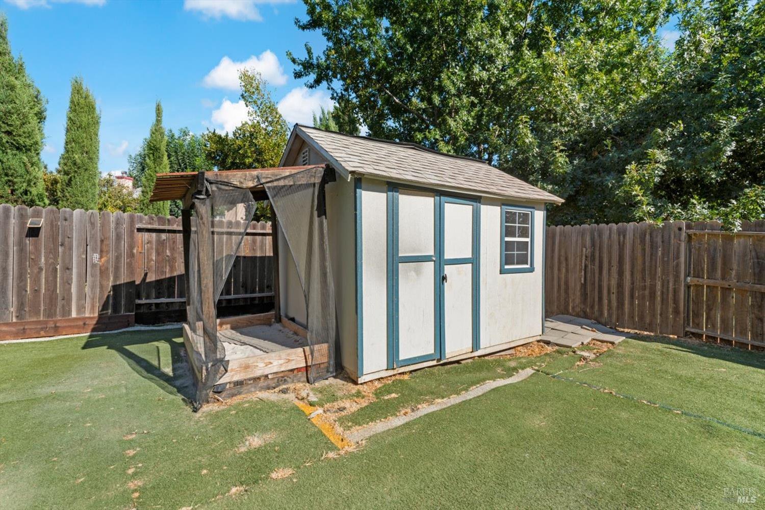 Detail Gallery Image 56 of 75 For 872 Flint Way, Vacaville,  CA 95687 - 3 Beds | 2 Baths