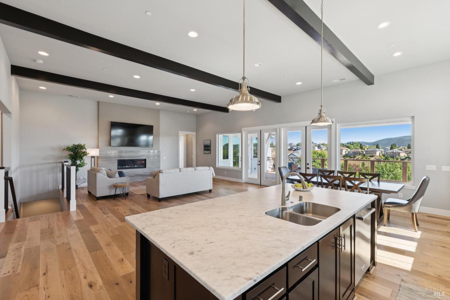 Detail Gallery Image 16 of 63 For 5980 Vista Rdgs, Santa Rosa,  CA 95409 - 5 Beds | 5 Baths