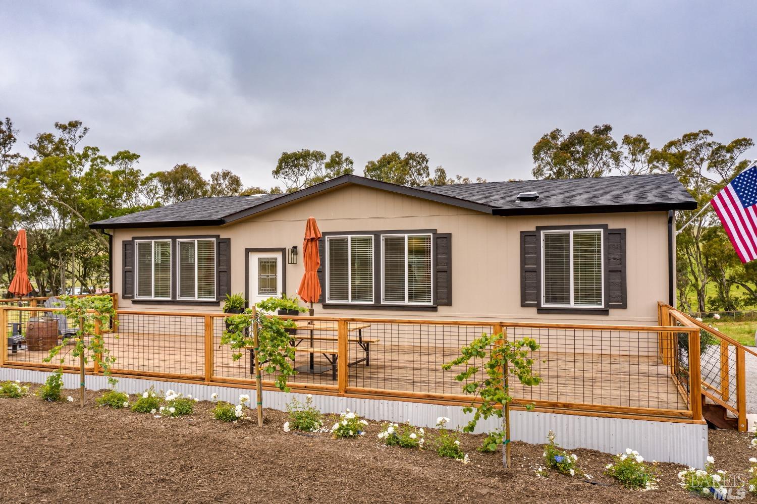 Detail Gallery Image 28 of 33 For 391 King Rd, Petaluma,  CA 94952 - 3 Beds | 2 Baths
