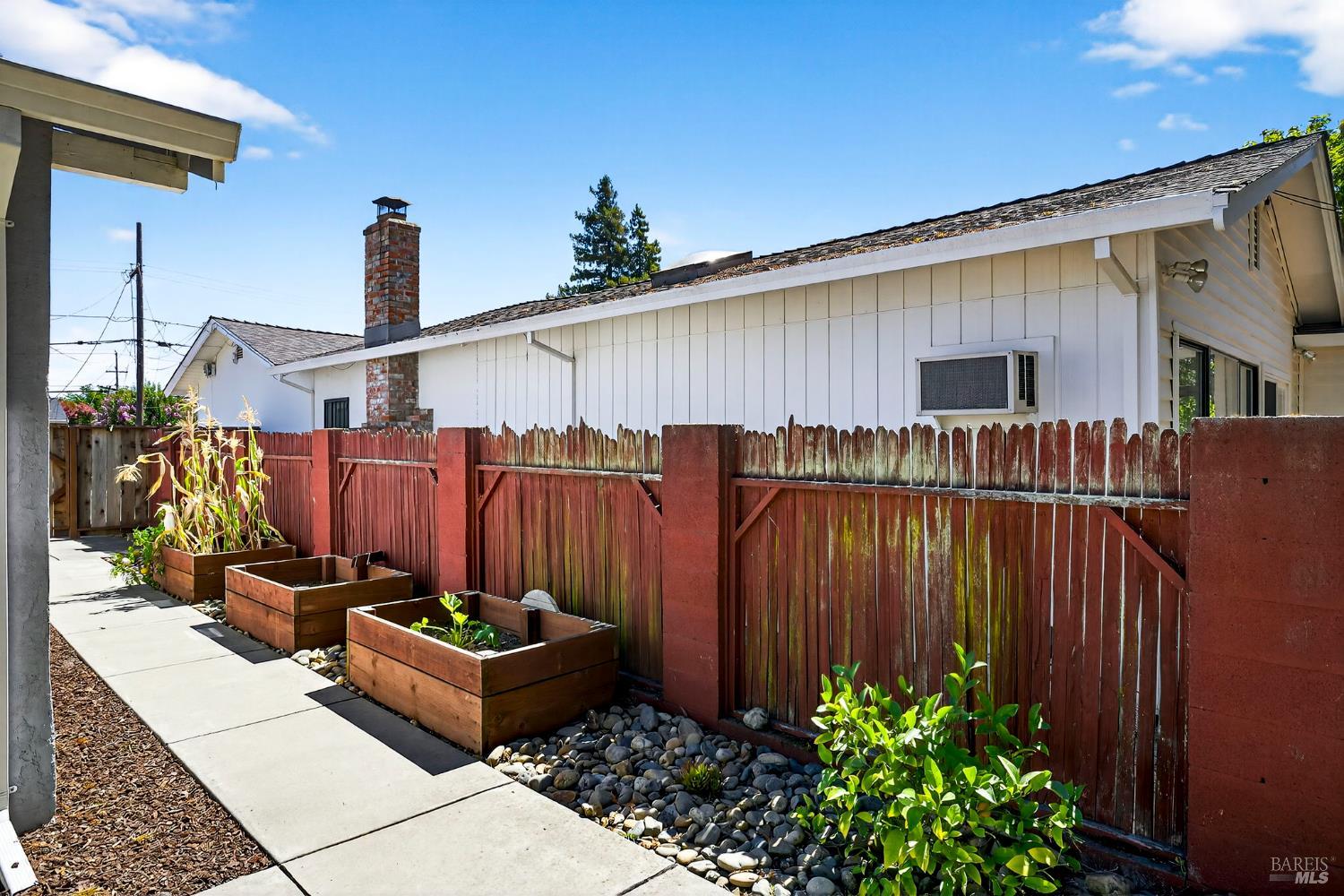 Detail Gallery Image 29 of 34 For 3541 Palomar Way, Napa,  CA 94558 - 3 Beds | 2 Baths