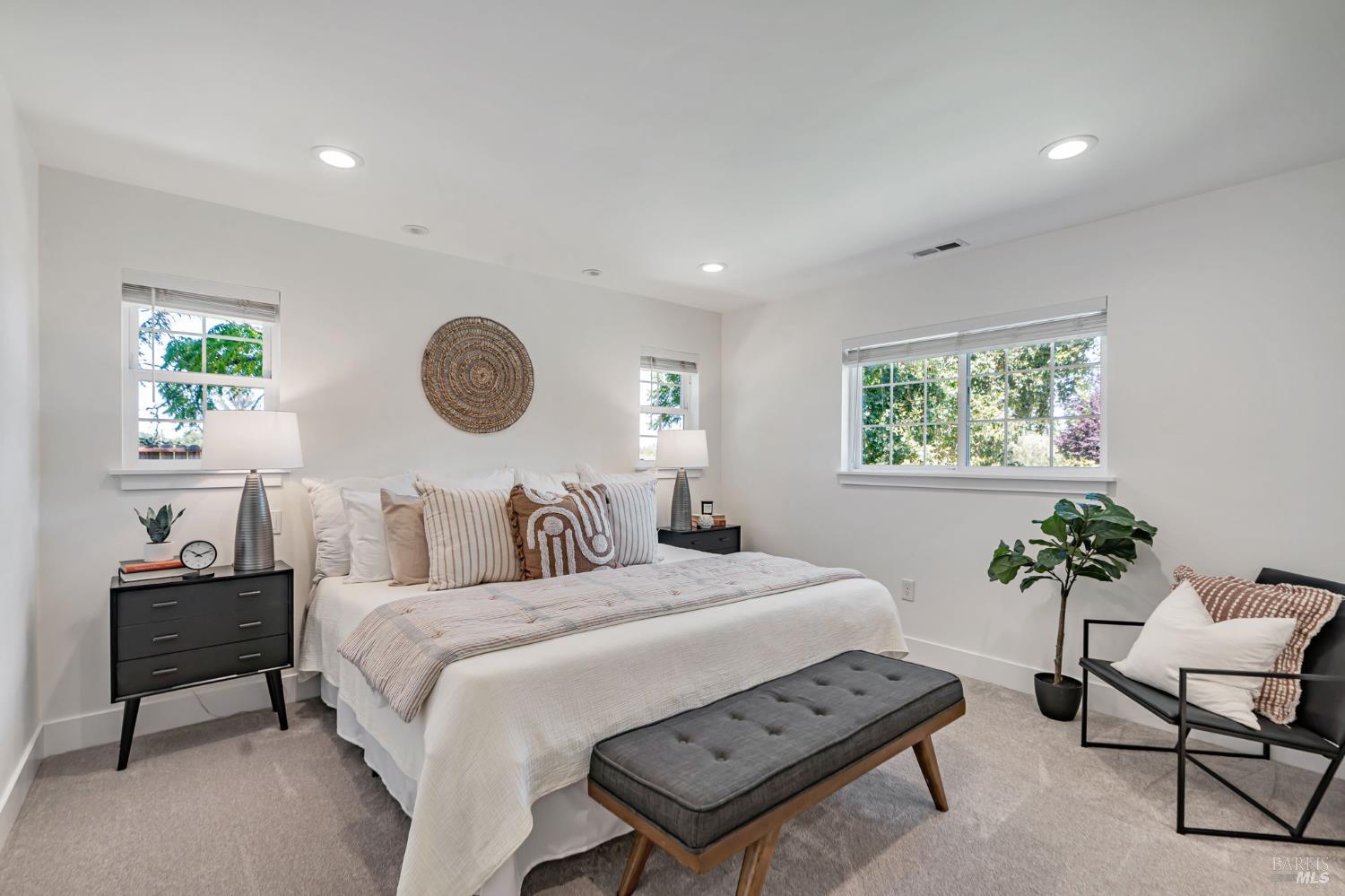 Detail Gallery Image 5 of 35 For 9603 Graton Rd, Graton,  CA 95444 - 2 Beds | 2 Baths