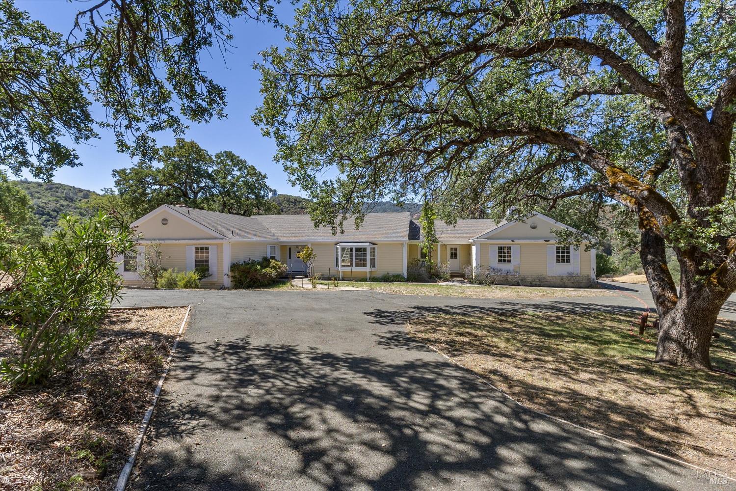 Detail Gallery Image 1 of 41 For 9820 Kelsey Creek Dr, Kelseyville,  CA 95451 - 4 Beds | 3 Baths