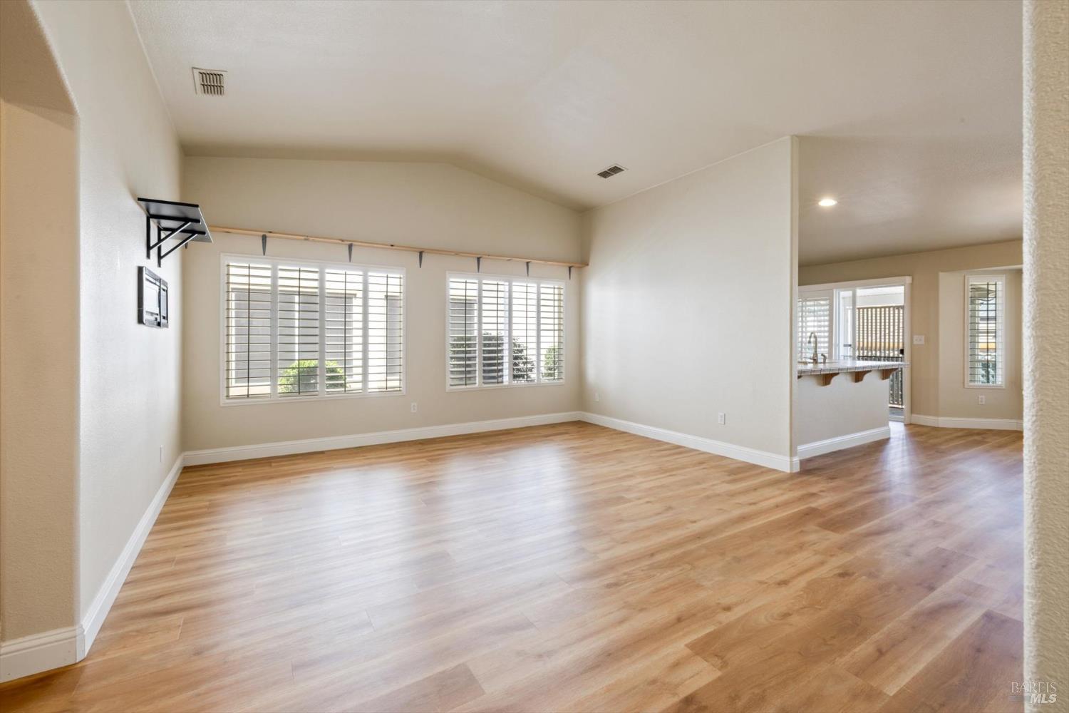 Detail Gallery Image 11 of 44 For 528 Birch Ridge Dr, Rio Vista,  CA 94571 - 2 Beds | 2 Baths